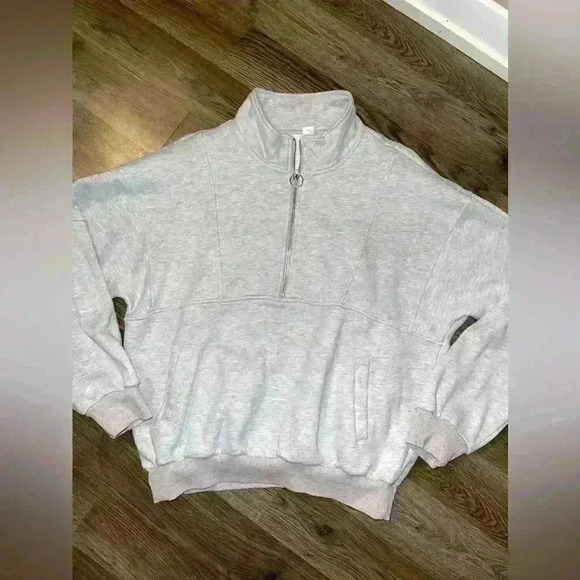 Woman's Quarter Zip Sweatshirt - Picture 1 of 2